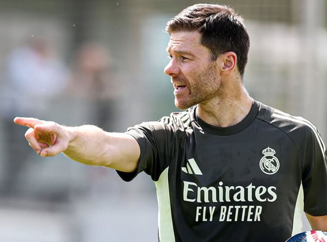 CMD368 Xabi Alonso Dapat Hadiah Aneh dari YouTuber Kazakhstan